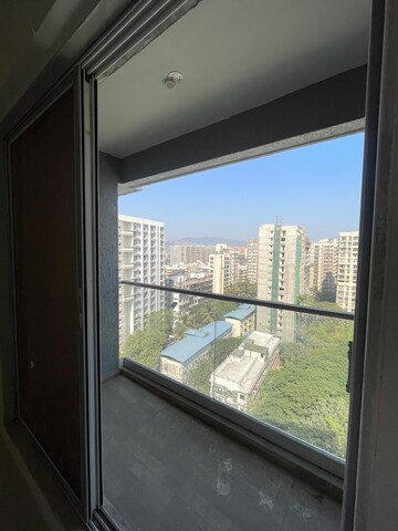  2 BHK Builder Floor at Antop Hill – for Rent