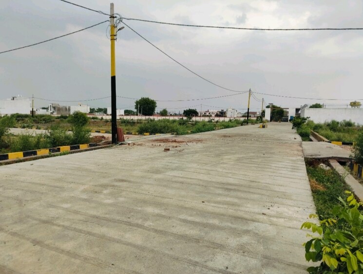 Garden, rohta  105 Sq.Yd. Plot In Rohta Agra 9720183