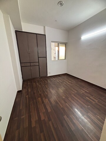 Room in 4 BHK Apartment at Godrej Tropical Isle, Sector 146 – for Sale