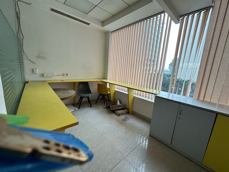 Team Area, jmd-megapolis Commercial Office Space 3000 Sq.Ft. In Tikri Gurgaon 9720217