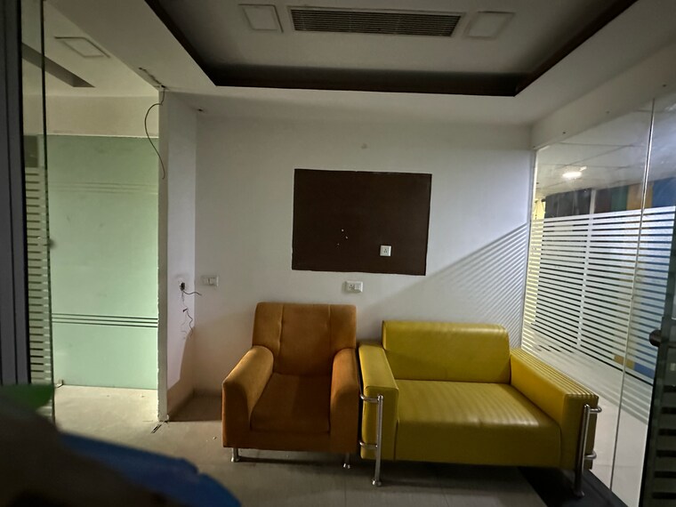 Team Area, jmd-megapolis Commercial Office Space 3000 Sq.Ft. In Tikri Gurgaon 9720217