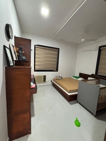 3 BHK Apartment For Rent in Vaitarna Apartment, Worli