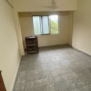 Room in 1 RK Apartment at Rutu Enclave, Kasarvadavali – for Sale