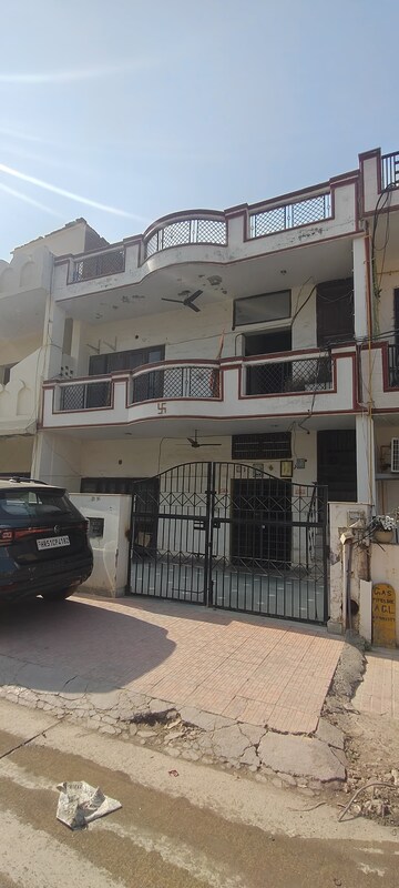 3 BHK Independent House For Sale in Sector 16