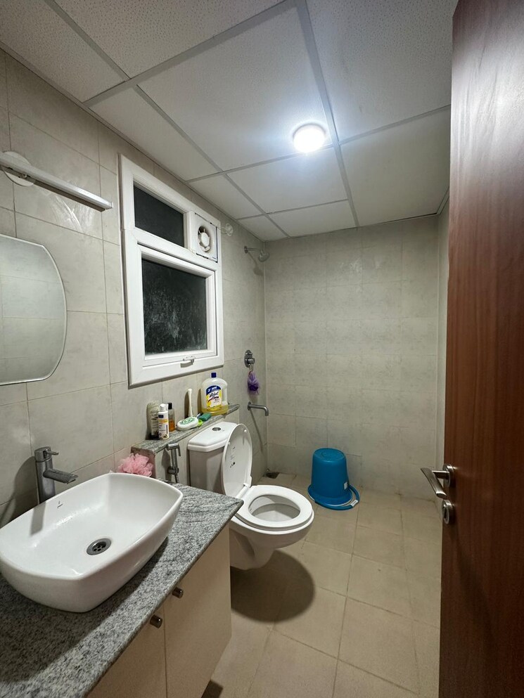 Bathroom, bhartiya-nikoo-homes 2 Bedroom 1059 Sq.Ft. Apartment In Thanisandra Main Road Bangalore 9720250