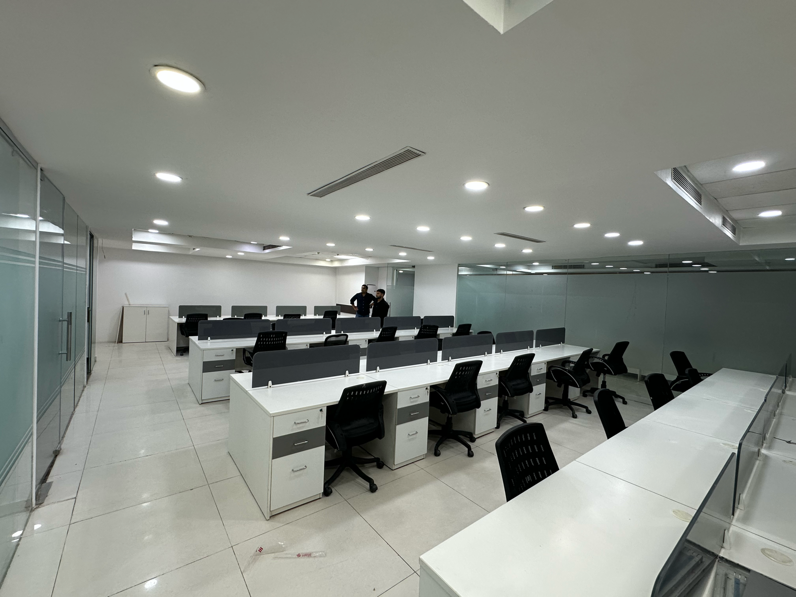 Office Space For Rent in JMD Megapolis