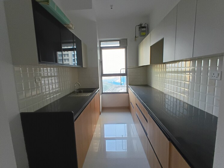 Kitchen, kalpataru-immensa-b 2 Bedroom 663 Sq.Ft. Apartment In Kolshet Road Thane 9720297