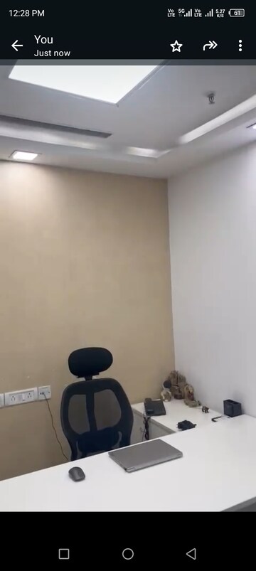 Furnished Amenities in  Office Space at JMD Megapolis, Sector 48 – for Rent