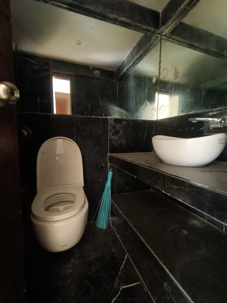 Bathroom, rna-continental 3 Bedroom 1785 Sq.Ft. Apartment In Chembur Mumbai 9720328