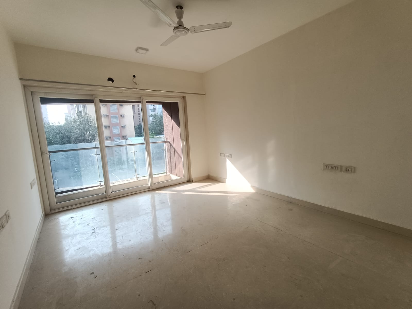 3 BHK Apartment For Rent in RNA Continental