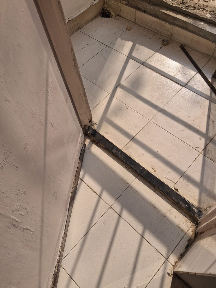 undefined, unitech-south-city-ii 3 Bedroom 1650 Sq.Ft. Builder Floor In Sector 50 Gurgaon 9720395