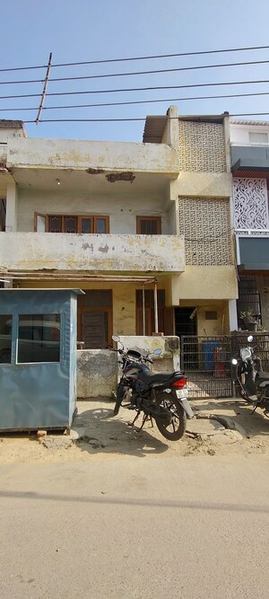 3 BHK Independent House For Sale in Sector 15a