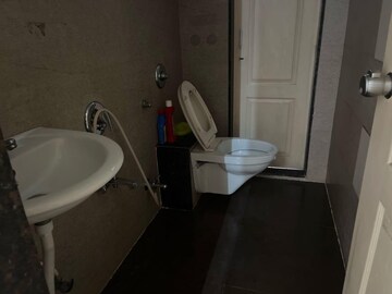 Bathroom in 2 BHK Apartment at Swastik Windsor Heights, Kharghar – for Rent