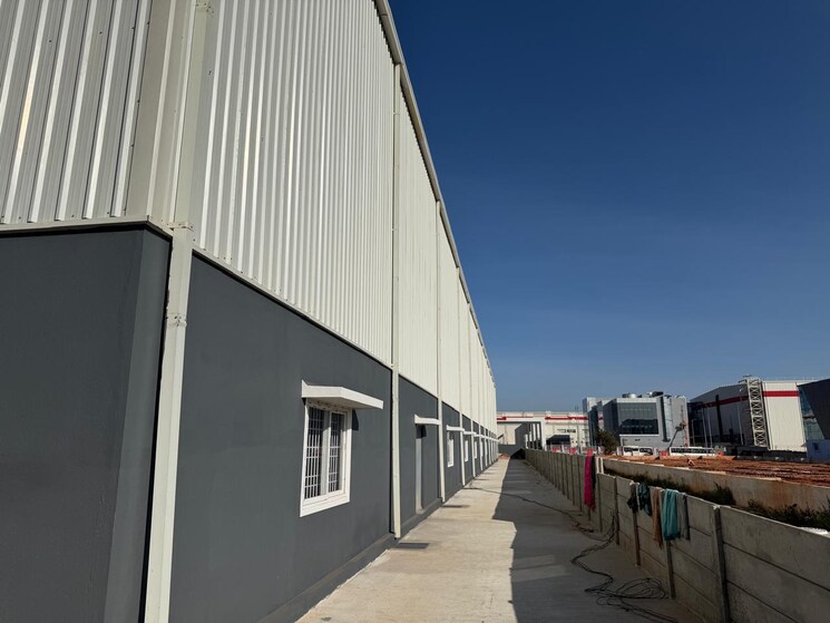 Balcony, devanahalli Commercial Warehouse 23110 Sq.Ft. In Devanahalli Bangalore 9720379