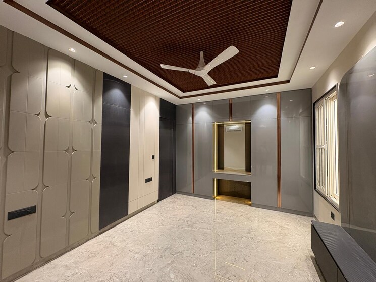 undefined, sushant lok ii 3 Bedroom 263 Sq.Yd. Builder Floor In Sushant Lok ii Gurgaon 9720689