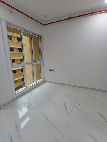 Room in 1 BHK Apartment at Nahar Amaryllis Towers and Plaza, Chandivali – for Rent