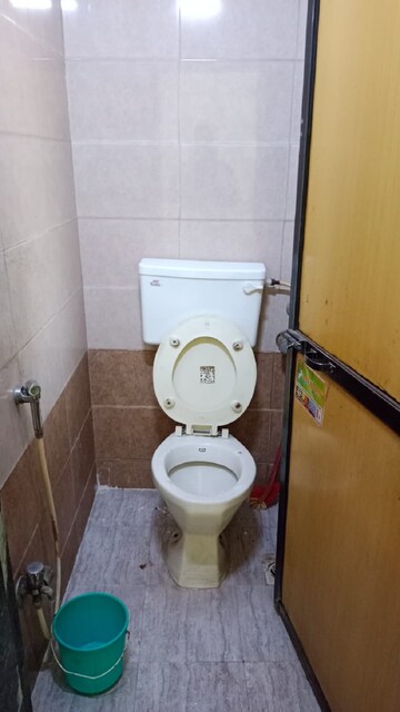 Bathroom in 1 RK Apartment at Bandra West – for Rent