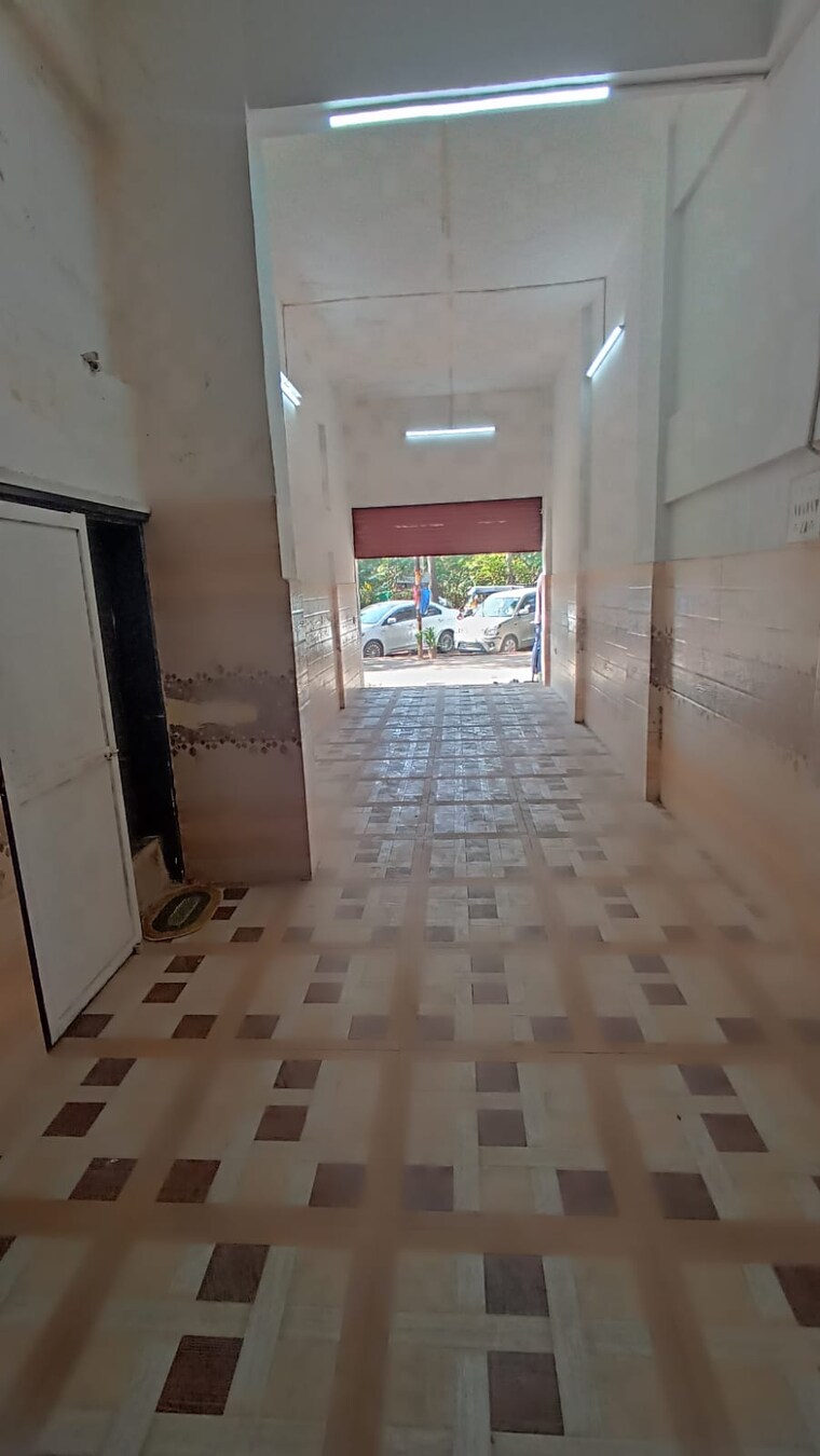 Bathroom, kamothe sector 6a Commercial Shop 1000 Sq.Ft. In Kamothe Sector 6a Navi Mumbai 9720545