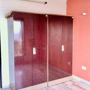 Room in 3 BHK Apartment at Mount Mary Bandra, Mount Mary – for Rent