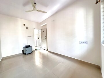 Bathroom in 1 BHK Apartment at Indiranagar – for Rent
