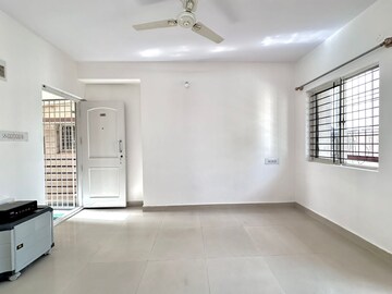 Room in 1 BHK Apartment at Indiranagar – for Rent