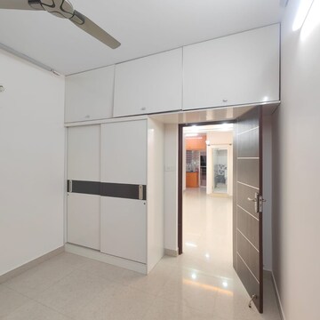 2 BHK Apartment For Rent in Blue Orchid, Wheeler Road