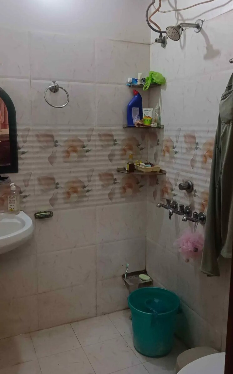 Bathroom, dhakoli 3 Bedroom 117 Sq.Yd. Apartment In Dhakoli Zirakpur 9720641