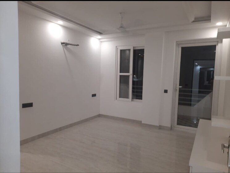 Room, bptp-eden-estate 4 Bedroom 1855 Sq.Ft. Builder Floor In Sector 81 Faridabad 9720625