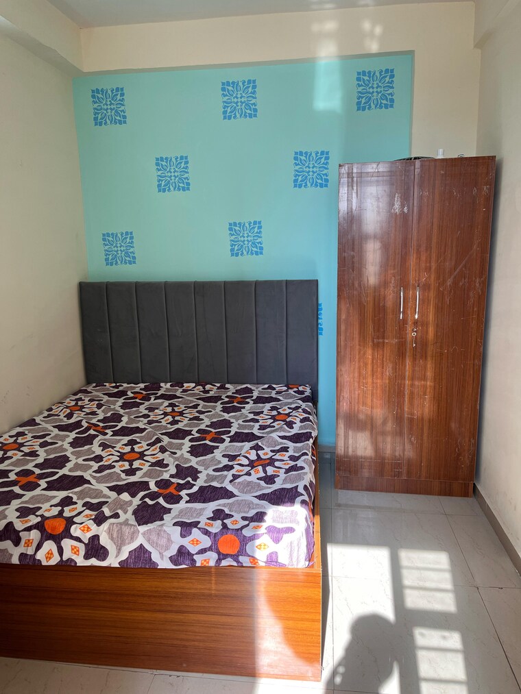 Bedroom, powai 1 Bedroom 500 Sq.Ft. Builder Floor In Powai Mumbai 9720630