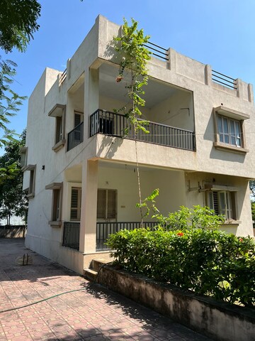 3 BHK Villa For Rent in Shilaj