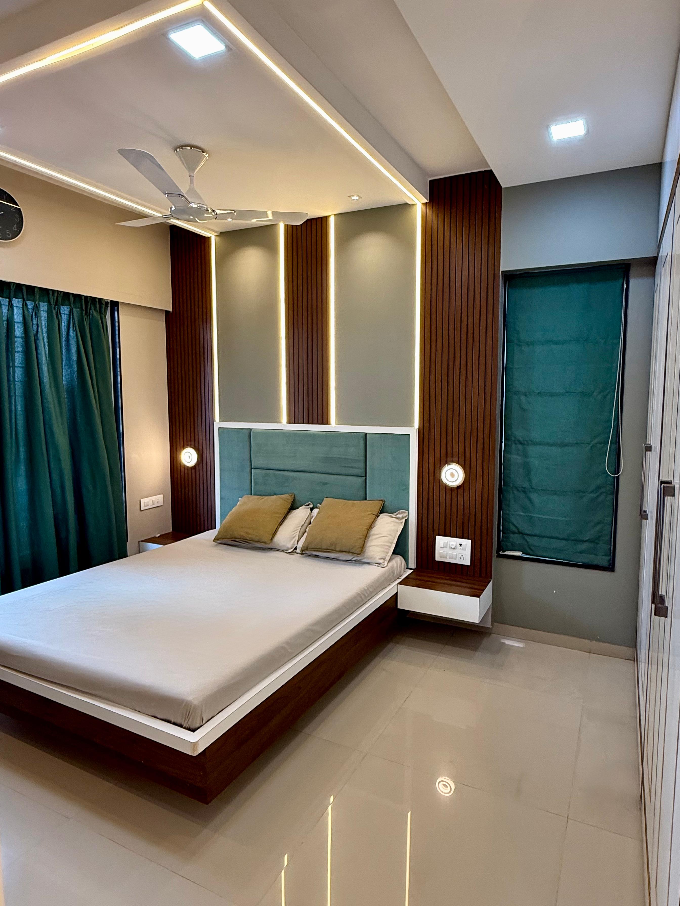 5 BHK Penthouse For Rent in K Raheja Vivarea