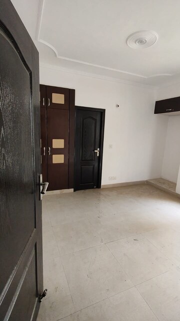 Room in 3 BHK Apartment at Honer Aquantis, Gopanpally – for Sale
