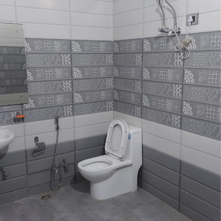 Bathroom, gomti nagar Pg For Girls In Gomti Nagar 9720746