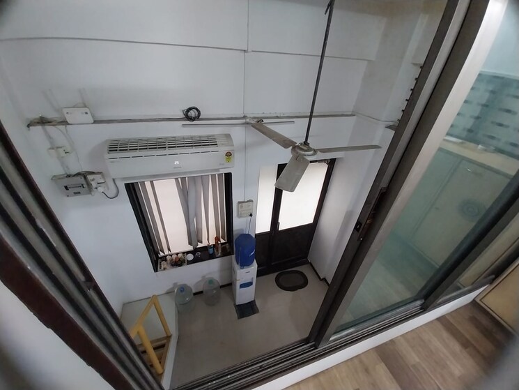 Balcony, sarvodaya-heights Commercial Office Space 400 Sq.Ft. In Mulund West Mumbai 9720783