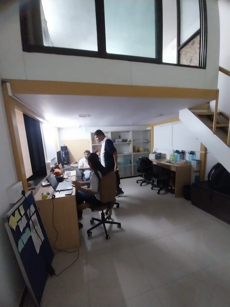  Parking, sarvodaya-heights Commercial Office Space 400 Sq.Ft. In Mulund West Mumbai 9720783
