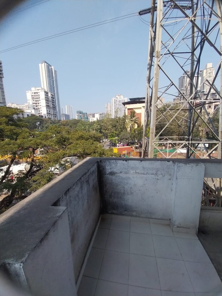 Balcony, sarvodaya-heights Commercial Office Space 400 Sq.Ft. In Mulund West Mumbai 9720783