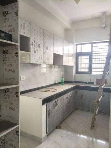 Kitchen in 2 BHK Builder Floor at Sector 56 – for Rent