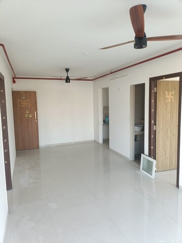 2 BHK Builder Floor For Rent in Bandra East