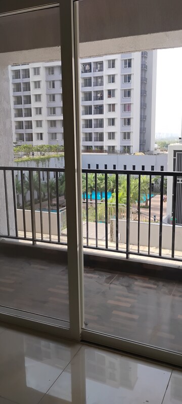 Balcony in 2.5 BHK Apartment at Atlanta Heights, Prabhadevi – for Rent