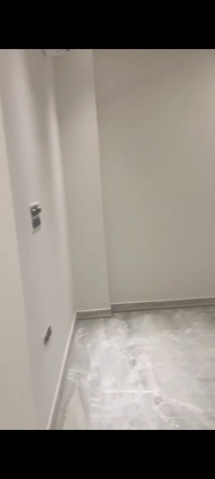 Room, lajpat nagar 4 2 Bedroom 920 Sq.Ft. Builder Floor In Lajpat Nagar 4 Delhi 9720866