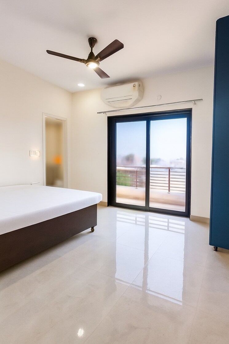 Room, godrej-majesty 4 Bedroom 2570 Sq.Ft. Apartment In Sector 12 Greater Noida Greater Noida 9720874