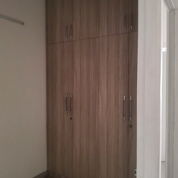 Building Lobby in 3 BHK Apartment at Emaar Emerald Estate, Sector 65 – for Rent