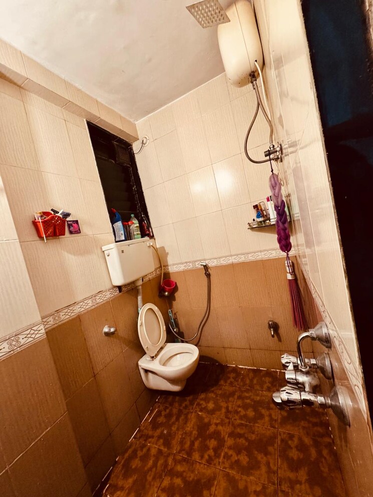 Bathroom, soham-exotica 2 Bedroom 1200 Sq.Ft. Apartment In Kharghar Navi Mumbai 9720877