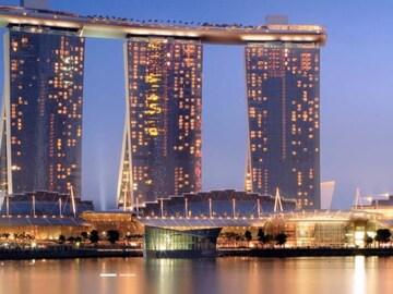 Swimming Pool in 3 BHK Apartment at Smart World Sky Arc, Sector 69 – for Sale