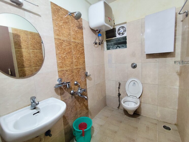 Bathroom, radiant-rose 3 Bedroom 1510 Sq.Ft. Apartment In Bannerghatta Road Bangalore 9720929