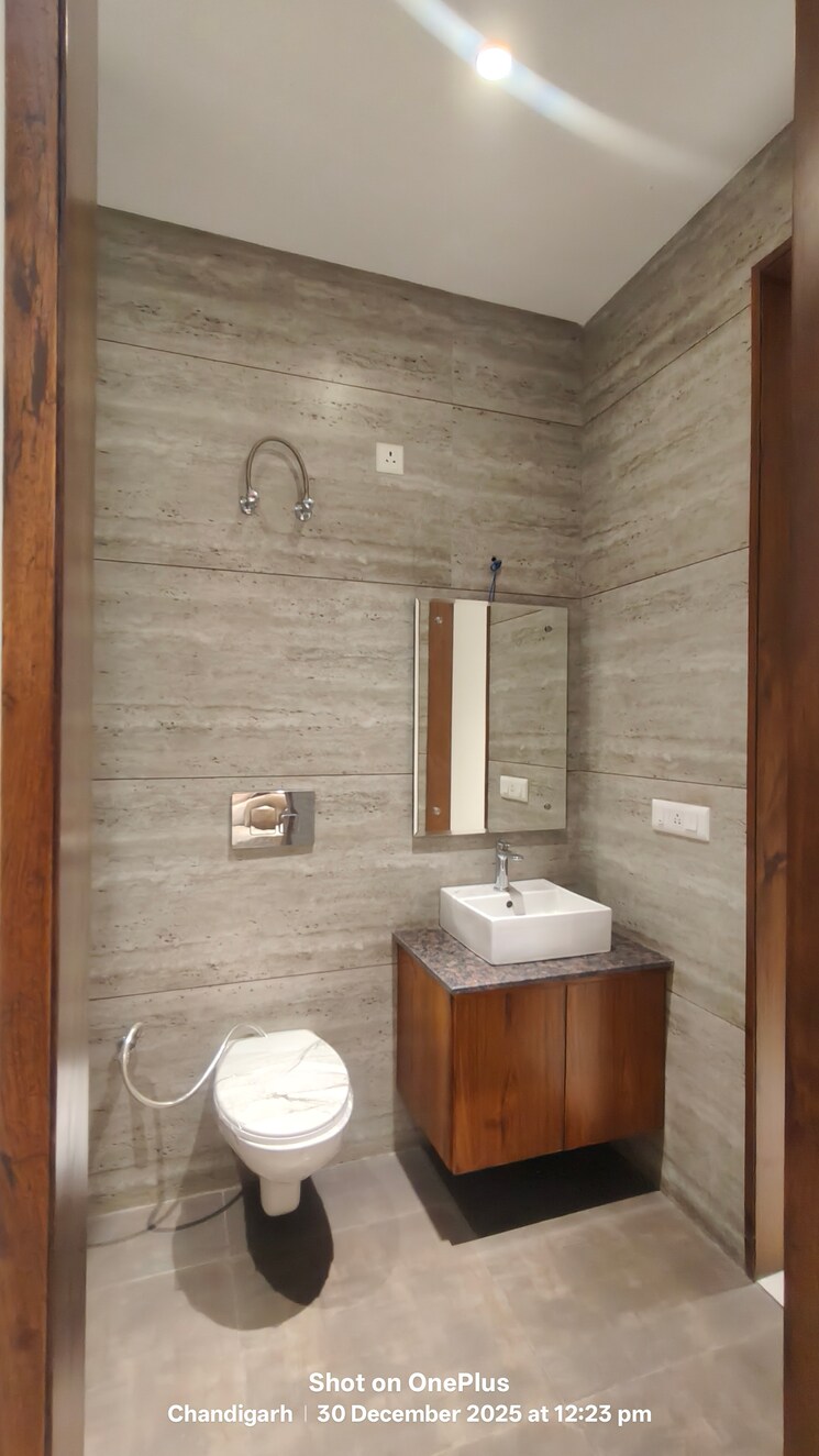 Bathroom, dhakoli 3 Bedroom 2350 Sq.Ft. Apartment In Dhakoli Zirakpur 9721043