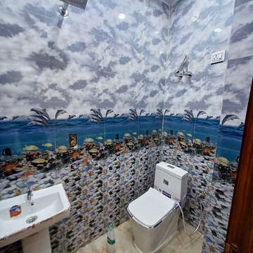 Team Area in 3 BHK Builder Floor at Uttam Nagar West – for Sale