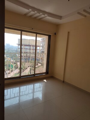 Room in 1 BHK Apartment at Shiv Shakti Shree Yashwant Empire, Nalasopara East – for Rent