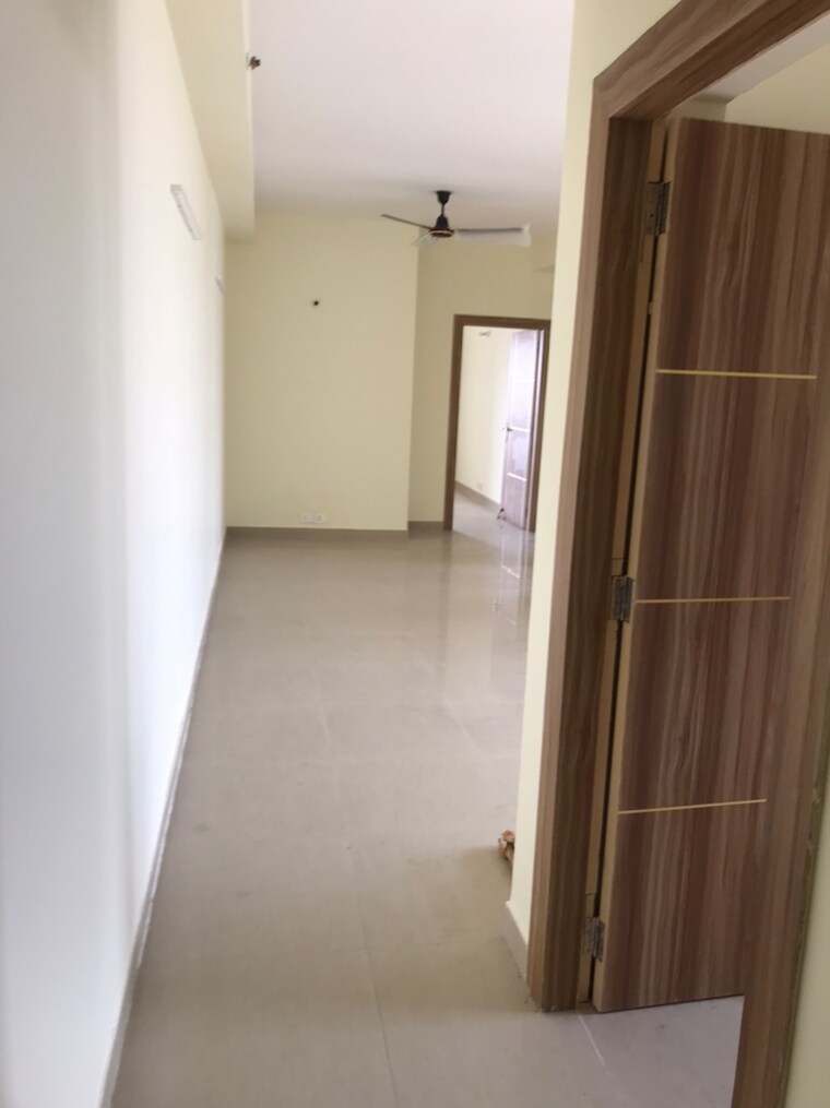 Room, ild-greens 3 Bedroom 1875 Sq.Ft. Apartment In Sector 37c Gurgaon 9721114