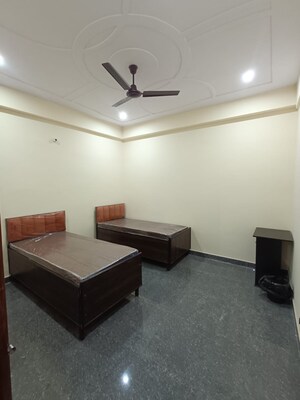 Room in  Pg at Sector 70 – for Rent